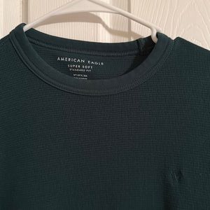 American Eagle super soft Men’s TALL long sleeve tee, Worn few times, smoke free